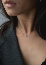 Load image into Gallery viewer, everyday minimal dainty jewelry dalhaejewelry timeless style capsule wardrobe staple minimalist fashion staple fine sterling silver gold vermeil teardrop necklace