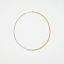 Load image into Gallery viewer, everyday minimal dainty jewelry gold vermeil dalhaejewelry timeless style capsule wardrobe staple minimalist fashion staple link chain necklace