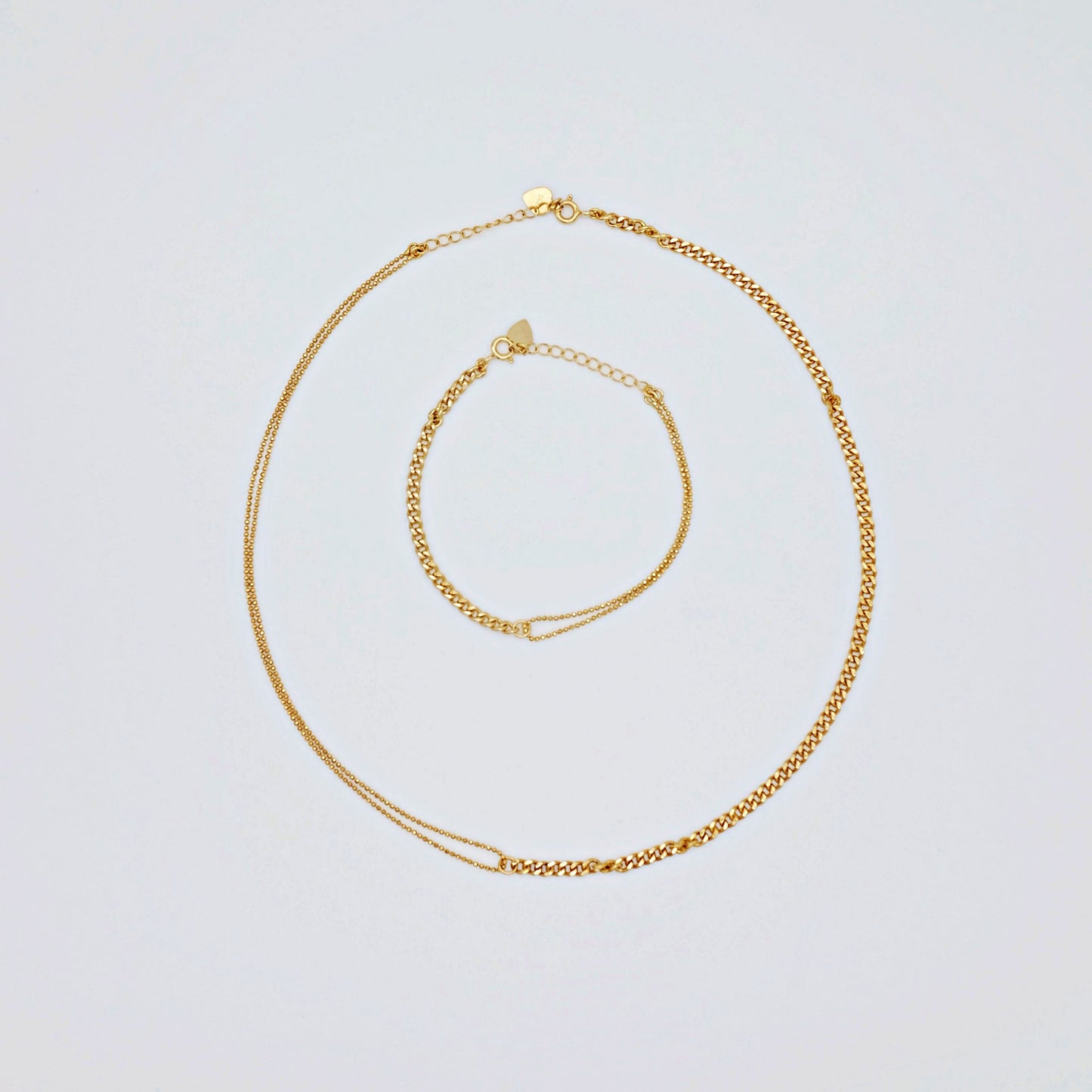 everyday minimal dainty jewelry gold vermeil dalhaejewelry timeless style capsule wardrobe staple minimalist fashion staple link chain bead necklace bracelet 