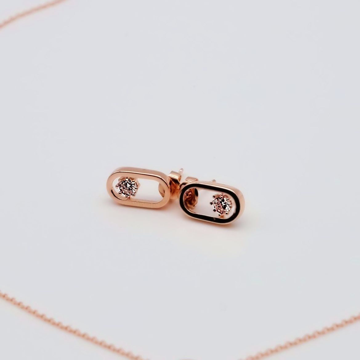 everyday minimal dainty jewelry dalhaejewelry timeless style capsule wardrobe staple minimalist fashion staple fine sterling silver gold vermeil romantic rosegold everyday diamond stud earrings link earrings delicate cz earrings rose gold