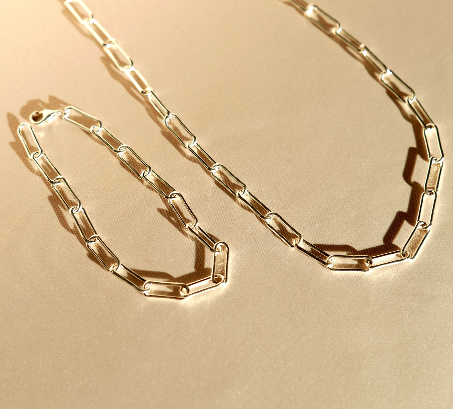 everyday minimal dainty jewelry dalhaejewelry timeless style capsule wardrobe staple minimalist fashion staple ballet editorial bold link chain sterling silver